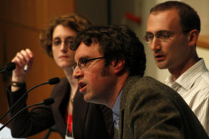 Chis Anderson, from Columbia University, speaks during the 10th International Symposium on Online Journalism on Apr. 18, 2009. (Knight Center/Flickr)